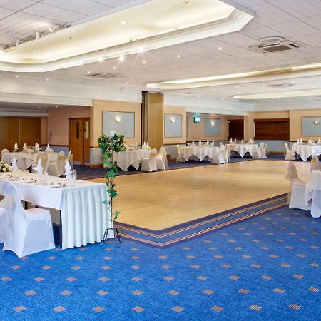 Holiday Inn Newport By Ihg Экстерьер фото