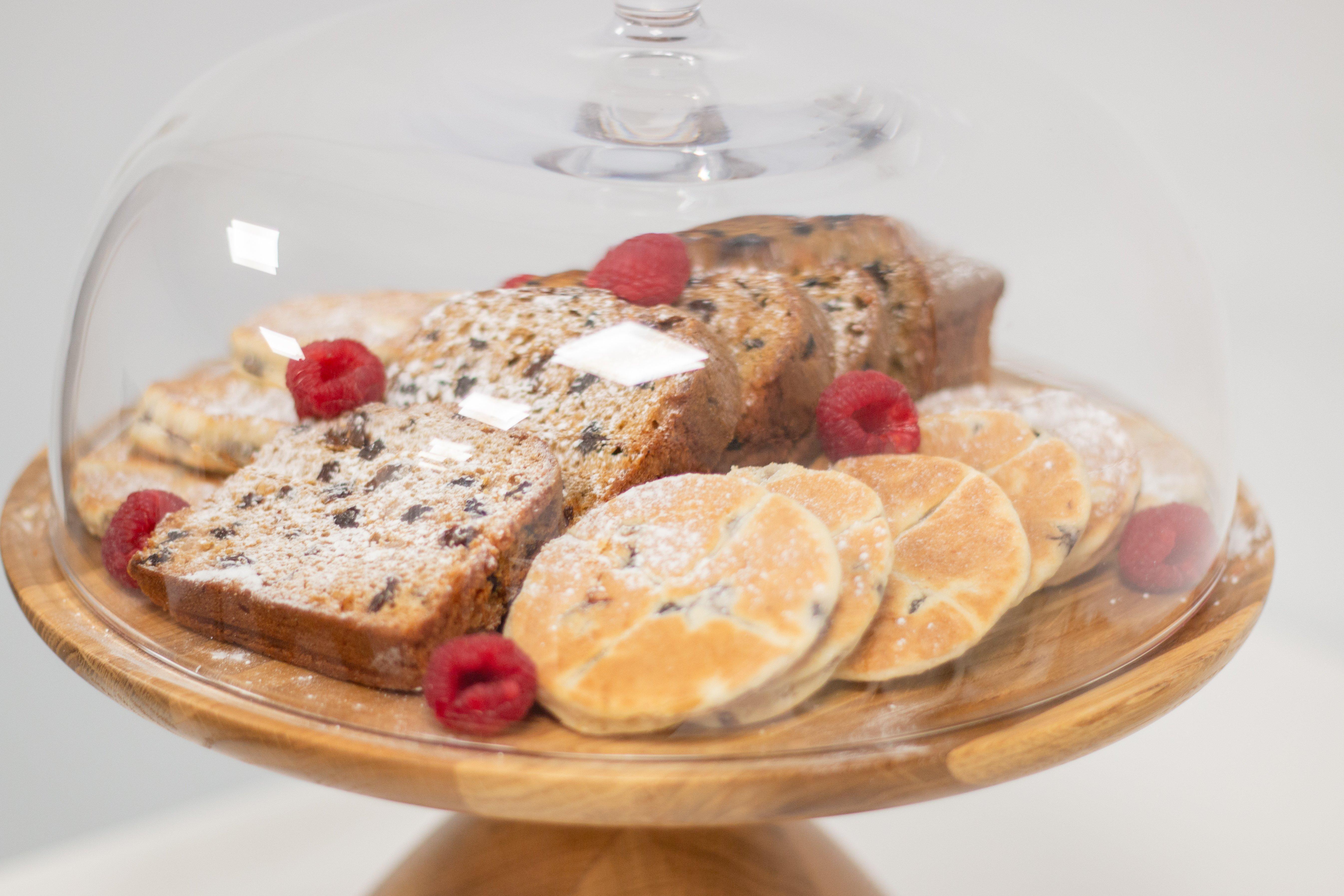 Holiday Inn Newport By Ihg Экстерьер фото