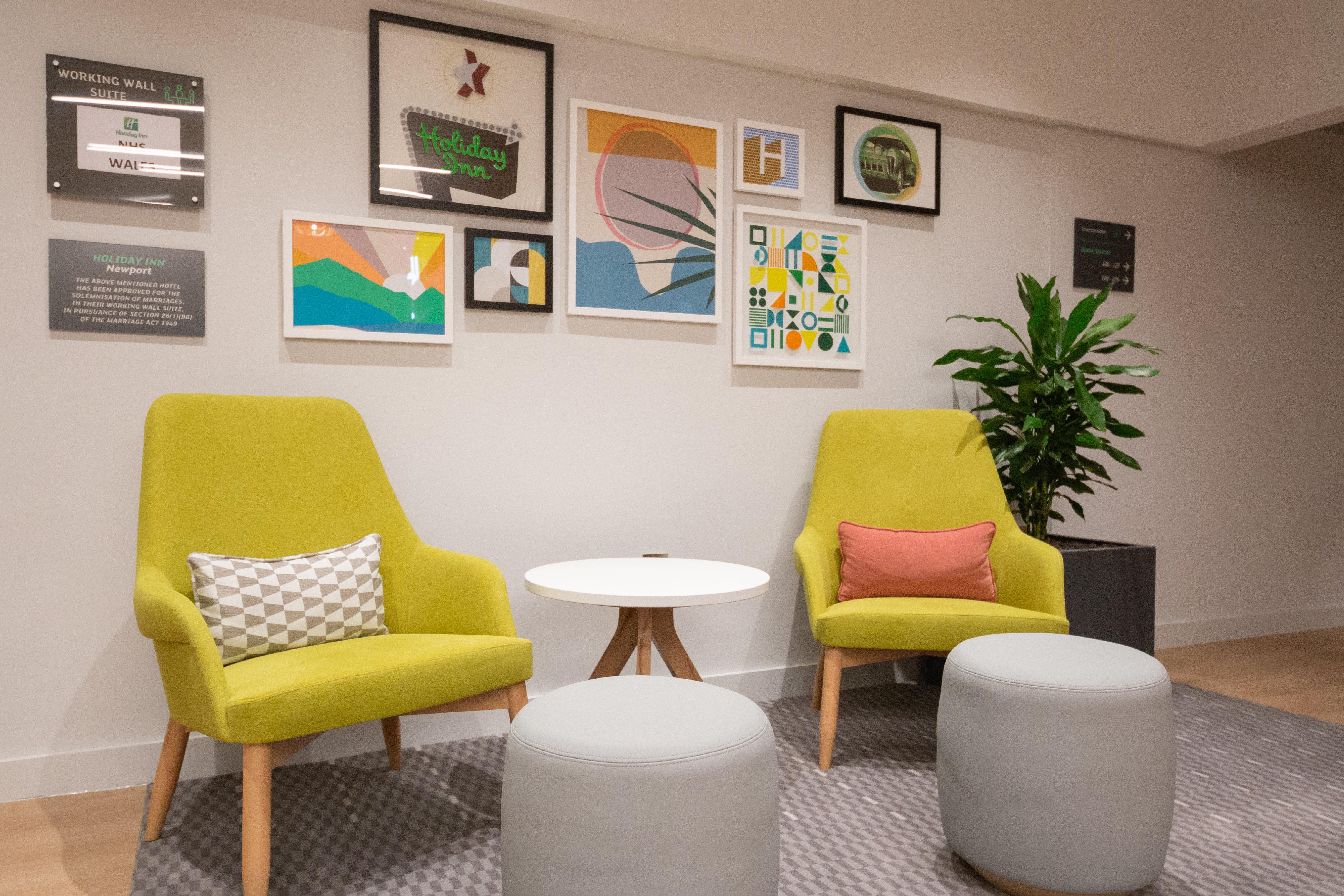 Holiday Inn Newport By Ihg Экстерьер фото